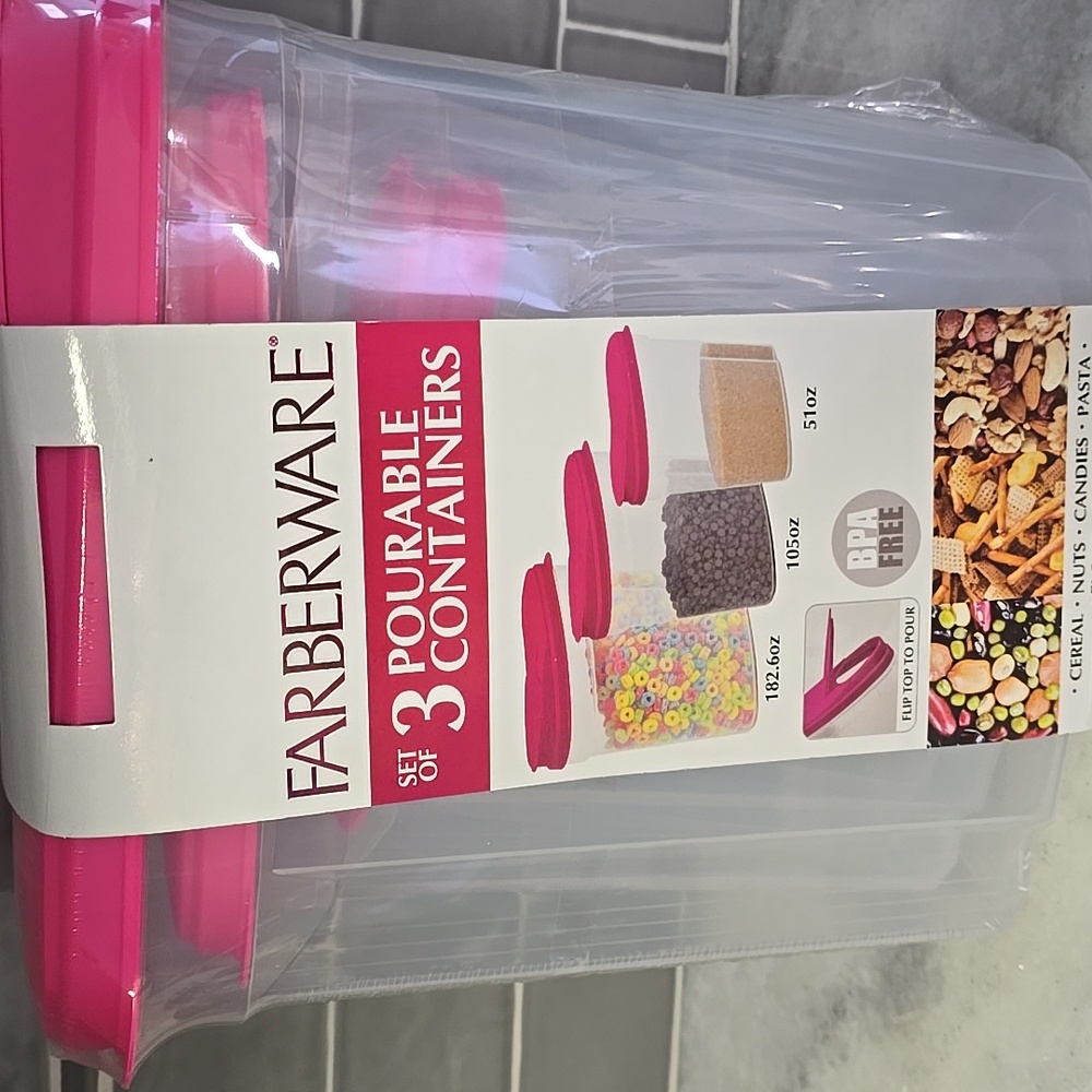 NEW FARBERWARE  SET OF 3 POURABLE CONTAINERS